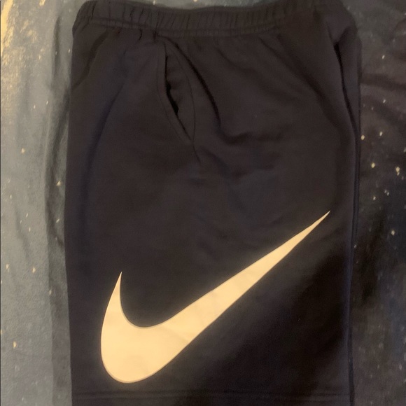 Nike club fleece shorts - Picture 5 of 7